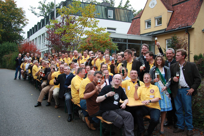 The tight-knit community of the ‘tasting family’ (here a photo from 2010) is the foundation upon which the entire competition is built (Photo: Private Brauereien Bayern)
