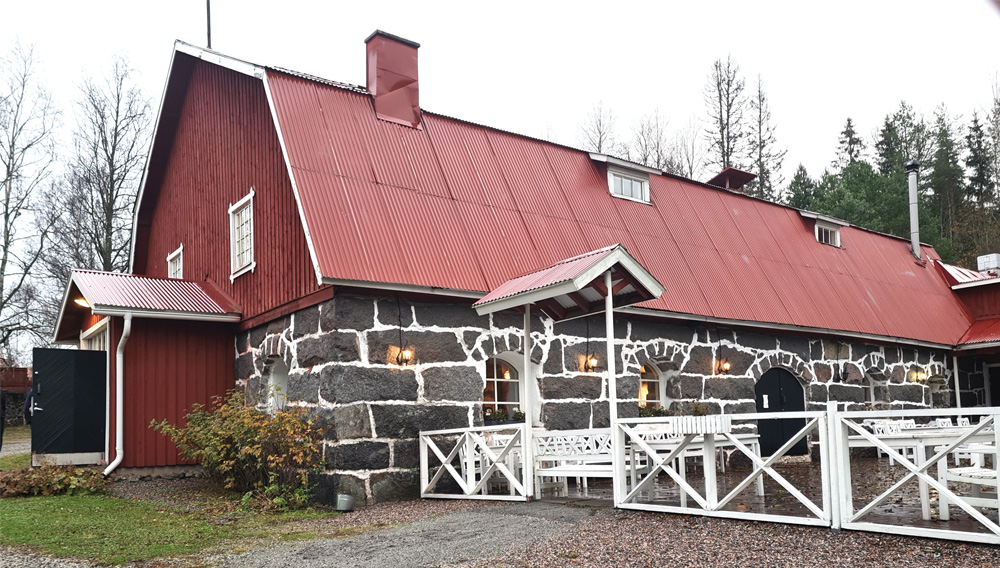 A typical farmhouse brewery: Hollolan Hirvi Kivisahti (Photo: I. Verstl)