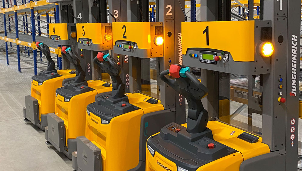 Autonomous guided vehicles (AGVs) in a warehouse