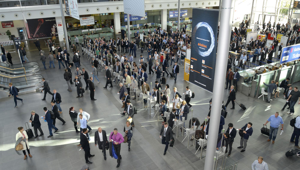 Visitors at drinktec