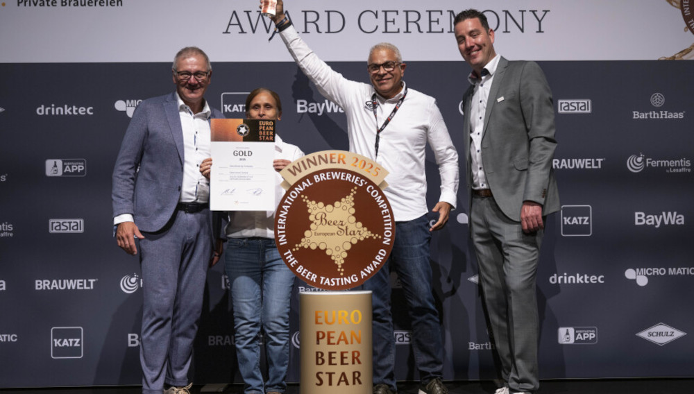 Two of the Gold medal winners at the European Beer Star 2025, proudly presenting their trophy (Photo: Private Breweries / Volker Martin)