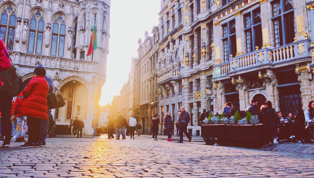 Bruxelles, Belgium (Photo: Alex Vasey, Unsplash)