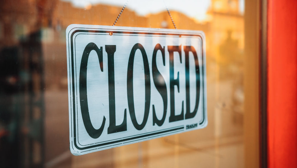Closed Sign (Photo: Evan Wise on Unsplash)