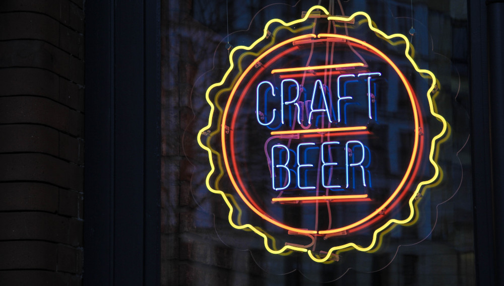 Craft beer sign (Photo: Tom Quandt on Unsplash)