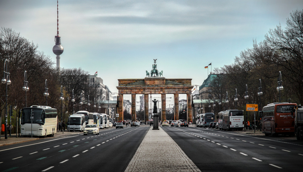 Brandenburg Gate, Berlin (Photo: Ansgar Scheffold on unsplash)