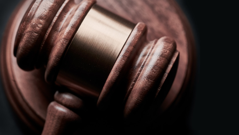 Gavel (Photo: Bill Oxford, Unsplash)