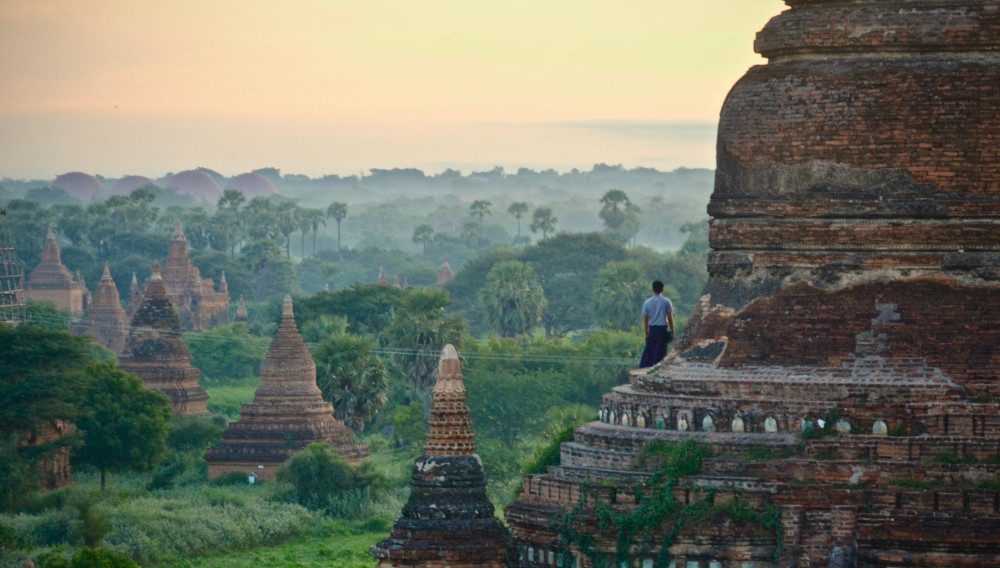 Blick auf eine Landschaft in Myanmar (Foto: Sebastien Goldberg auf Unsplash)