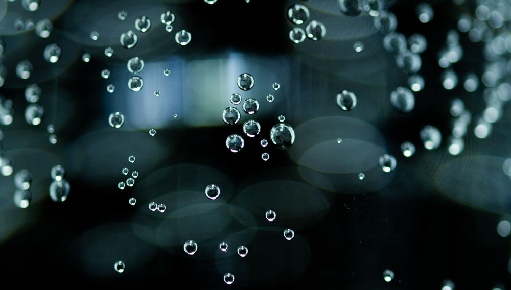 Water droplets (Photo: Filip Havlik on Unsplash)