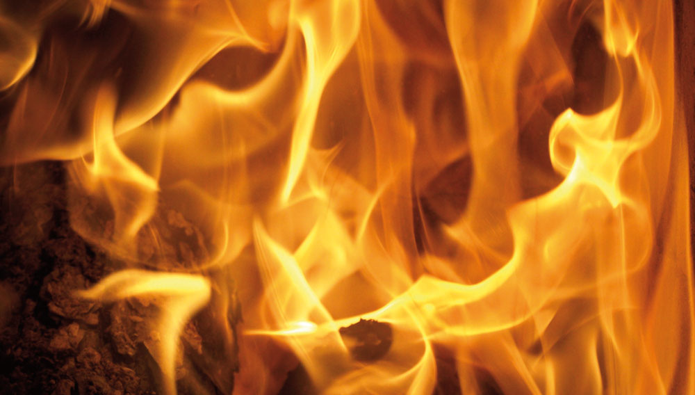 Flammen (Foto: 110stefan°/pixelio.de)