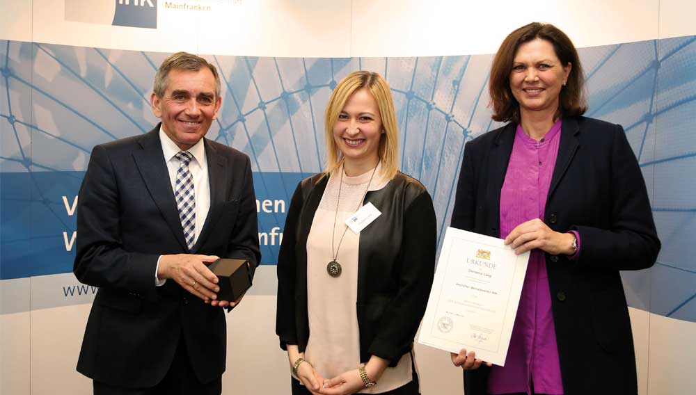 Christine Lang (Mi.) bei der Meisterpreisverleihung 2018 mit Otto Kirchner und Ilse Aigner