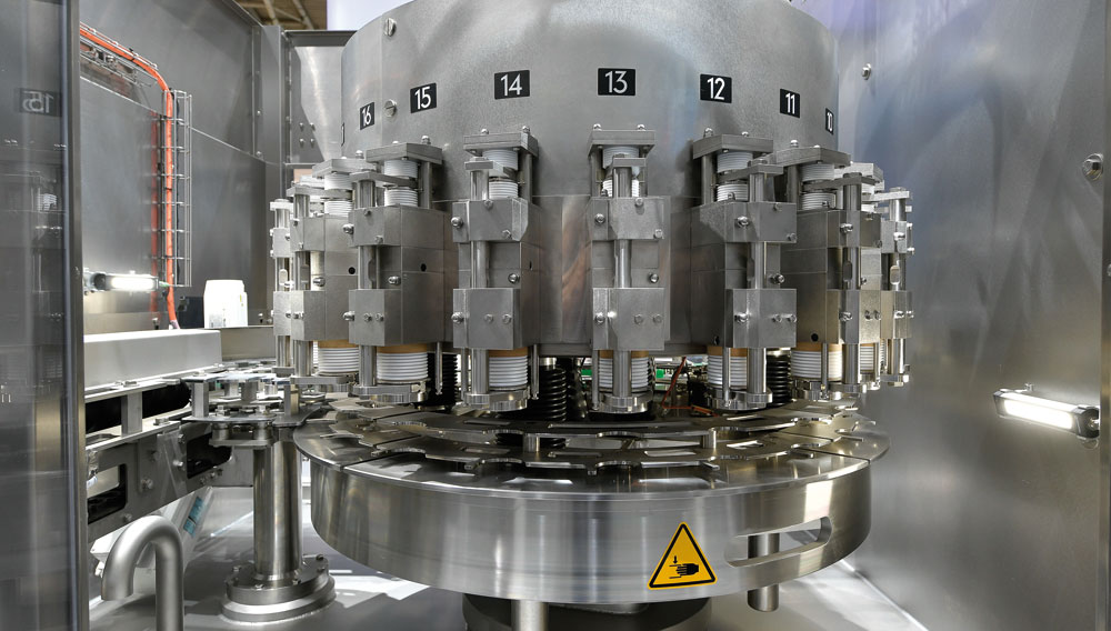 Can filler Innofill Can C (Photo: KHS Group)