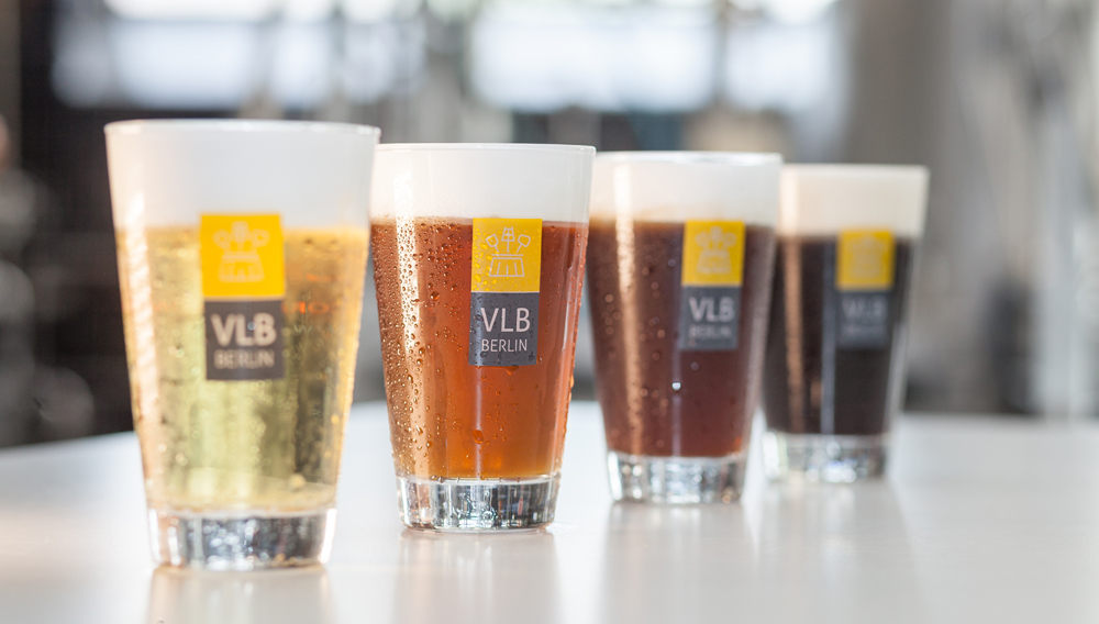Glasses with beer for sensory tests (Photo: Jan Biering, VLB)