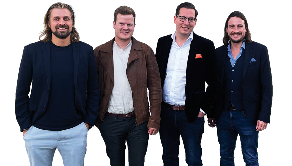 Das Gründer- und Geschäftsführerteam der BEVMAQ. V.l.n.r.  Janek Andre, Carsten Hormes, Dr. Dominik Benner und Benedikt Ruf.