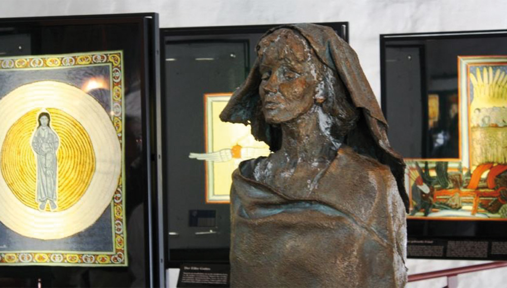 Statue der Hildegard von Bingen (Foto: Stadt Bingen)