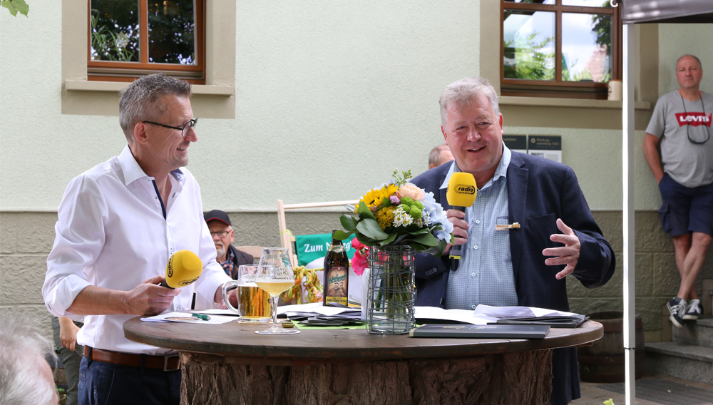 Oswald (Ossi) Kundmüller (li.) und Roland Kundmüller bei der Jubiläumsfeier