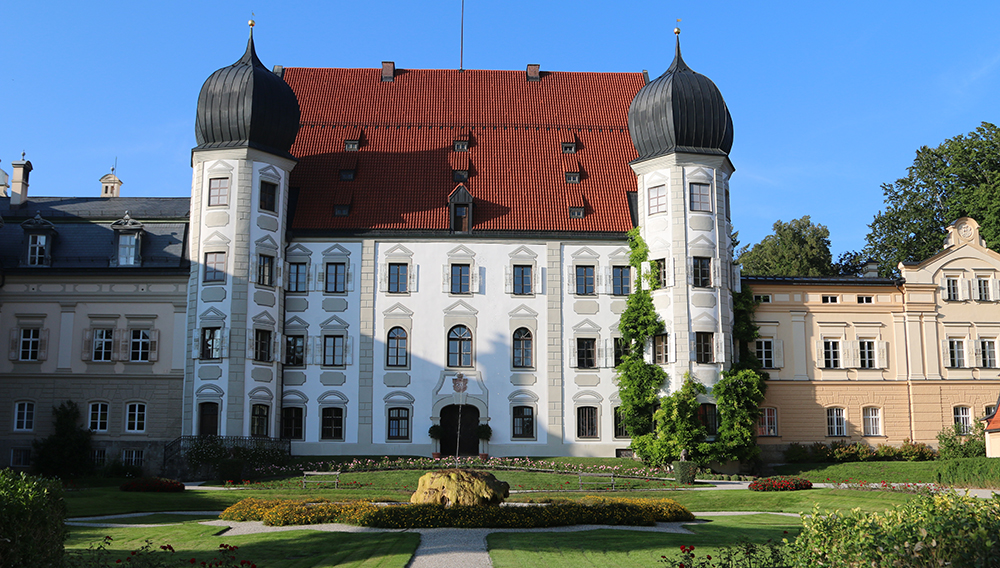 Schloss Maxlrain