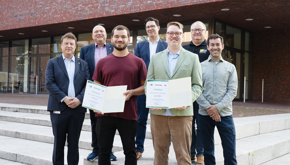Gruppenfoto bei der Übergabe der Stipendienurkunden (Foto: ew/VLB Berlin)