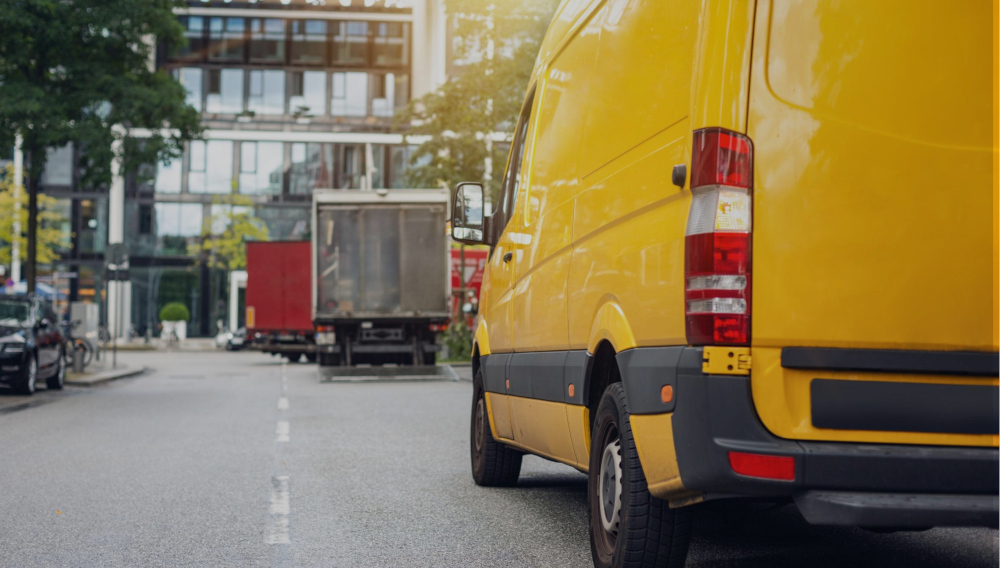 Lieferwagen auf einer Straße (Foto: Solera)