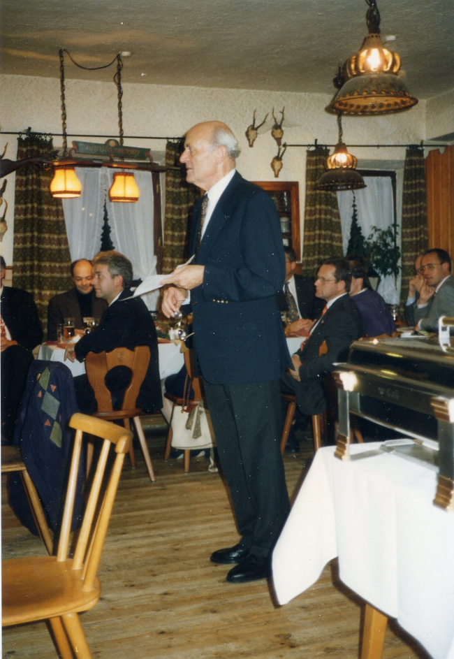 In memory of Prof. Ludwig Narziß